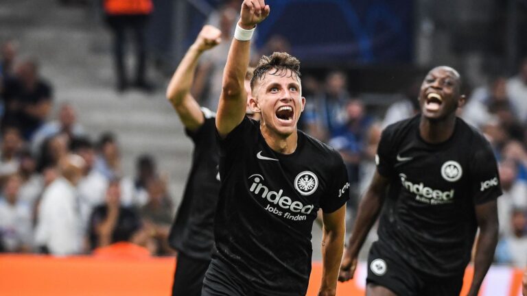 นาโปลี ประกาศควาตัว เยสเปอร์ ลินด์สตรอม แบบยืมตัวพร้อมอ็อปชั่น